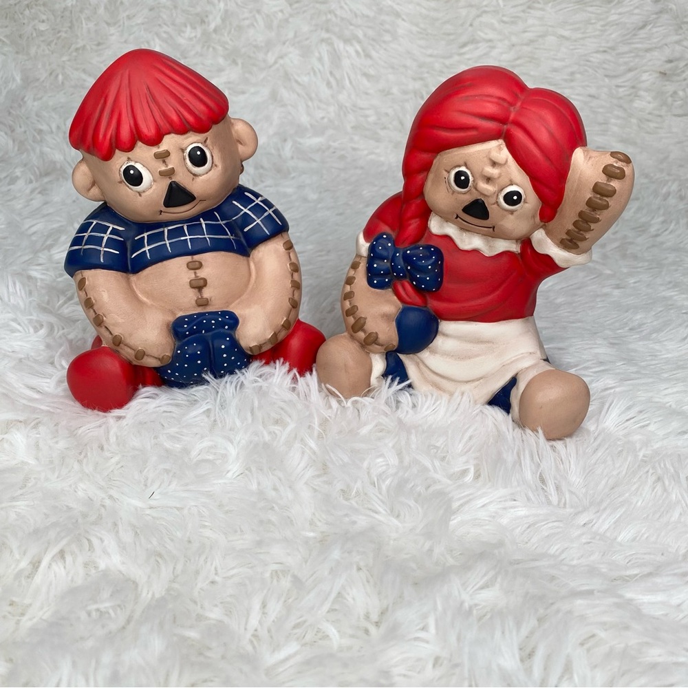 Vintage Hand Painted Ceramic Raggedy Ann And Andy Knick Knack Figurine Set